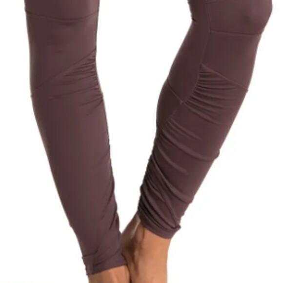Free People Movement Freeform Ruched Leggings High Rise Mocha Brown Size Medium - Picture 11 of 11